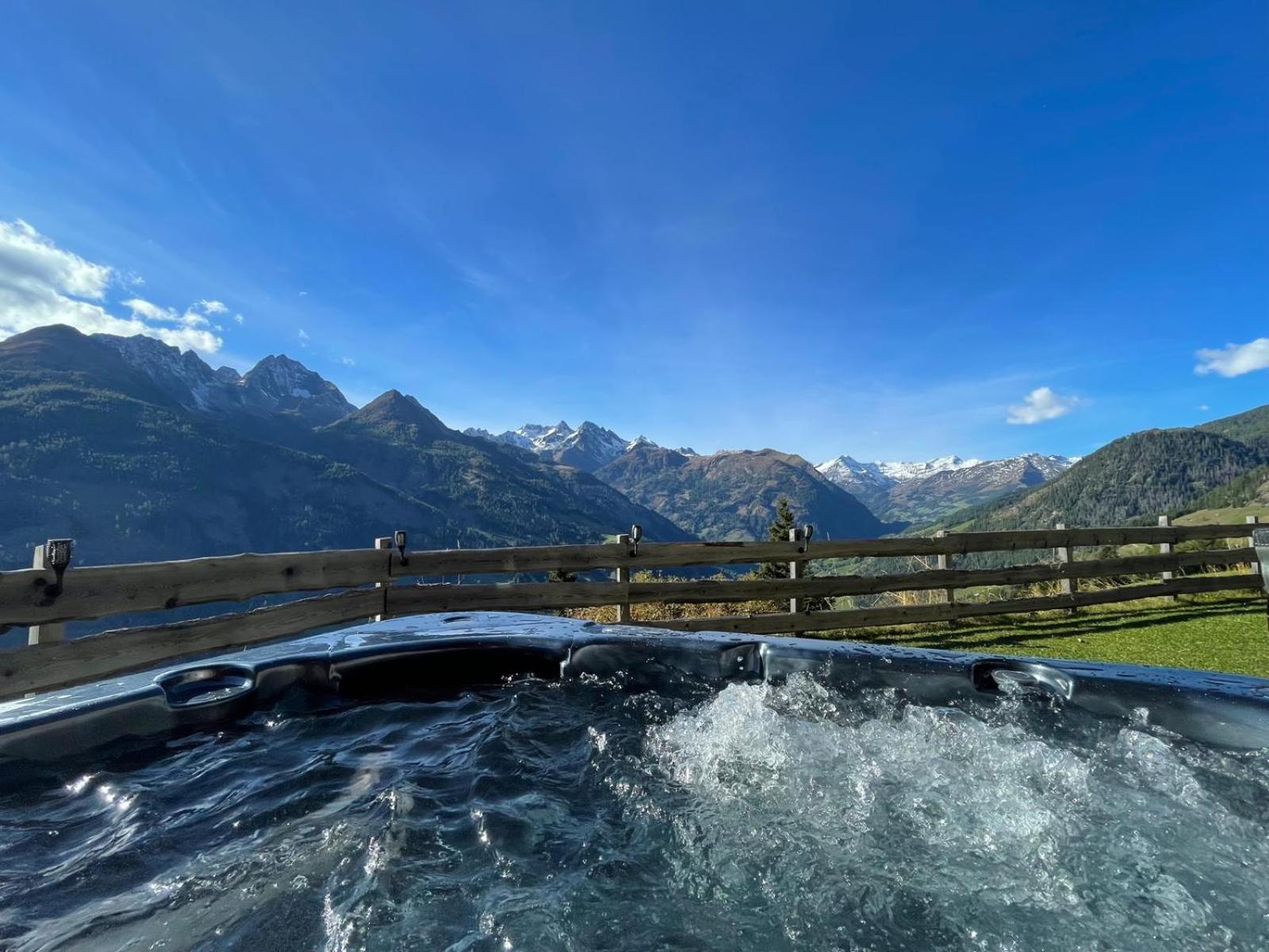 Panorama Berg Chalet Grosskirchheim Bagian luar foto